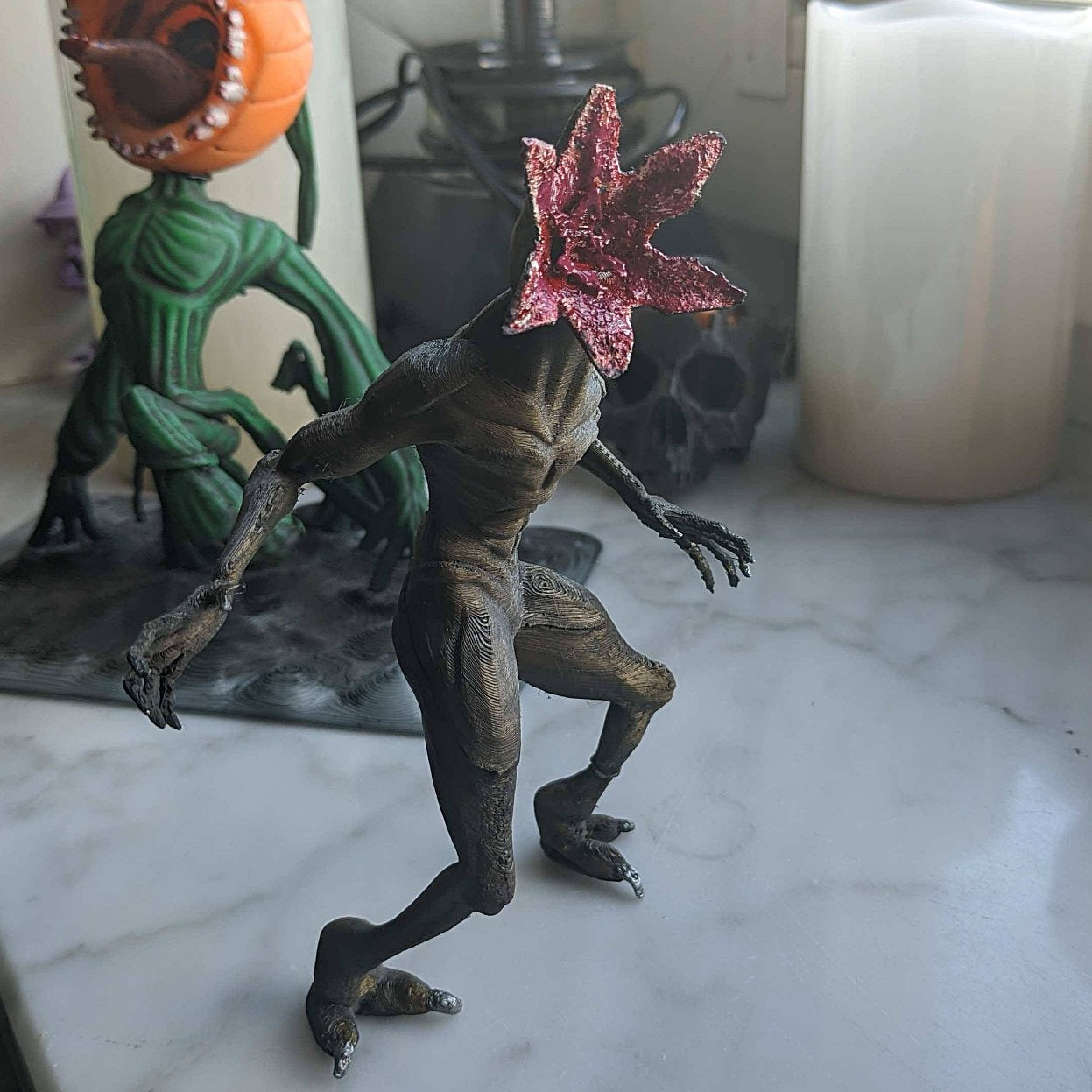 Demogorgon Bemalte Figur 20 cm Groß