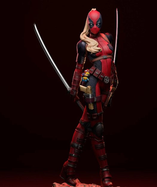 Marvel Comics Lady Deadpool Figur 25CM Groß