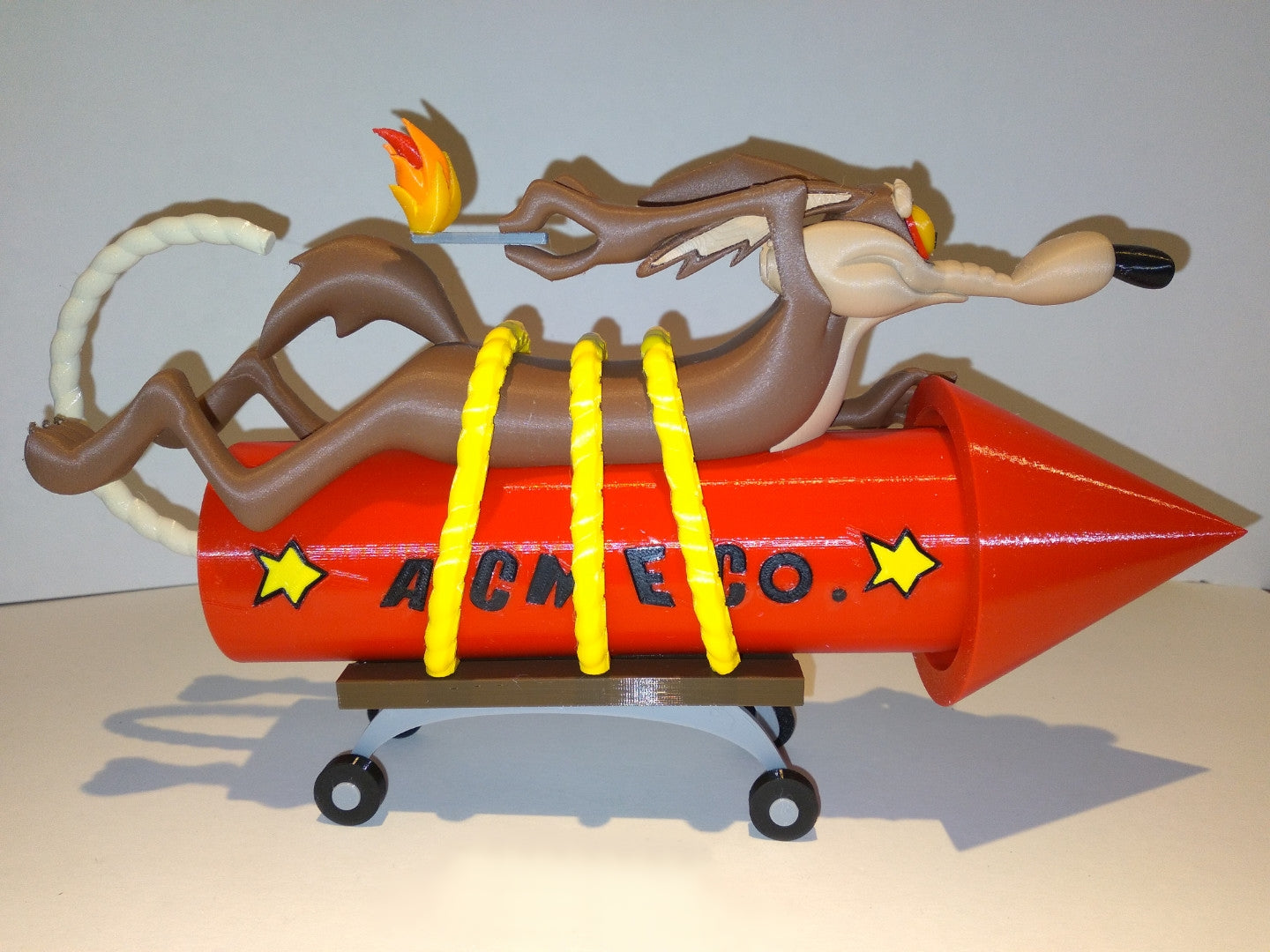 Wile E. Coyote Looney Tunes Zeichentrickfigur 15 cm