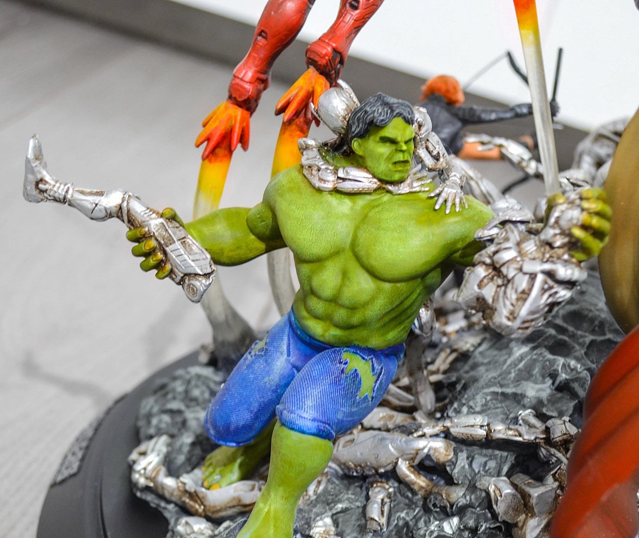 Unbesiegbar Marvel Avengers Age of Ultron Figur bemalt 40 cm (Mega Größe)