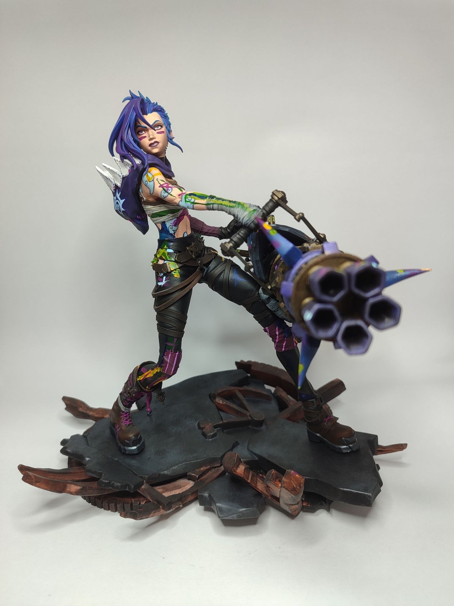 Arcane Jinx League of Legends Team Fight Bemalte LOL Figur 25 cm