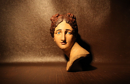 Venus Bemalte Büste 10 cm