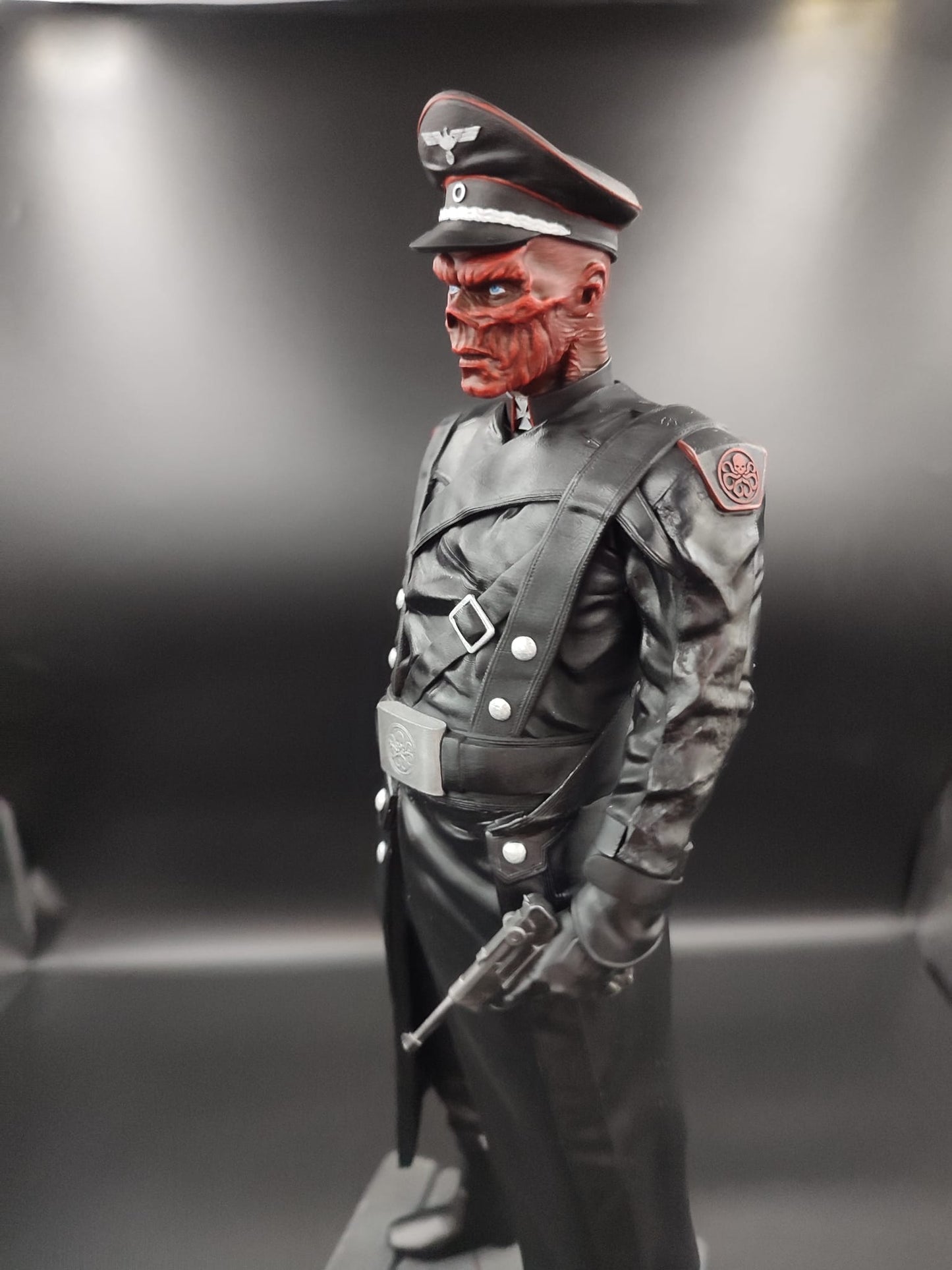 Red Skull Bemalte Figur 20 cm (Große Ausführung)
