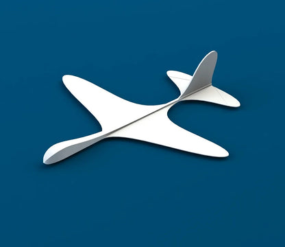 Flugzeugmodell in Papierfliegerform