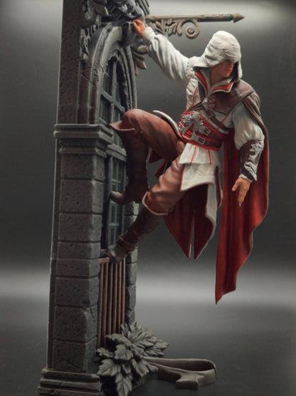 Assassins Creed Ezio Auditore Hinterhalt Bemalte Figur 30 CM Große Größe