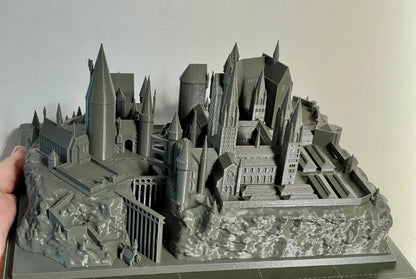 Hogwarts Schule für Hexerei und Zauberei Harry Potter Modellfigur (Große Ausführung)