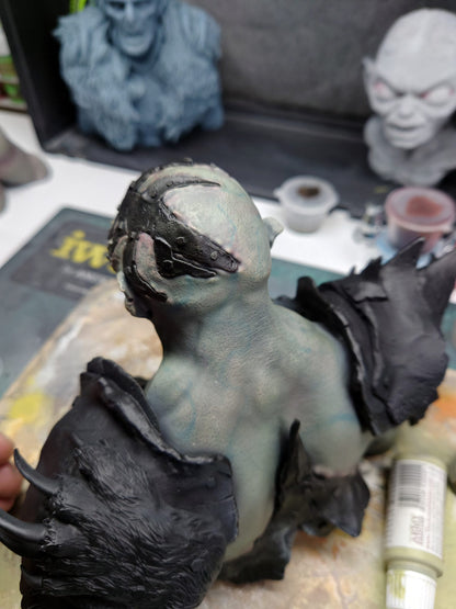 Bolg Hobbit Herr der Ringe HdR Büste Bemalte Figur 15 cm