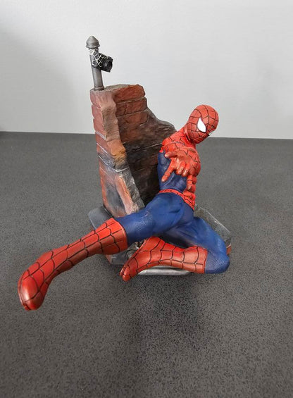 Spiderman VS Venom Ewiger Feind 2K Diorama Bemalte Figur 25 cm