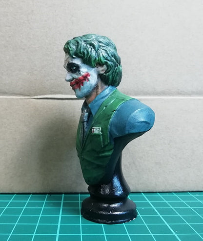 Joker The Dark Knight Bemalte Figur 15 cm