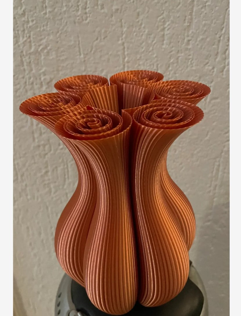 Coil Dekorative Vase