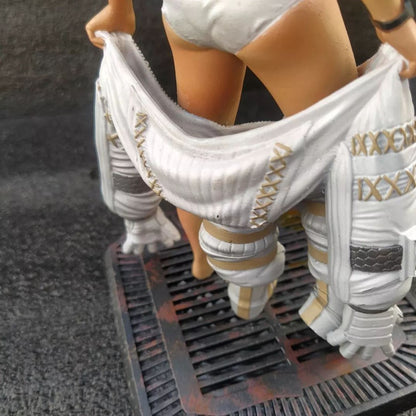 Ellen Ripley Alien Unterwasser Bemalte Figur 25 cm