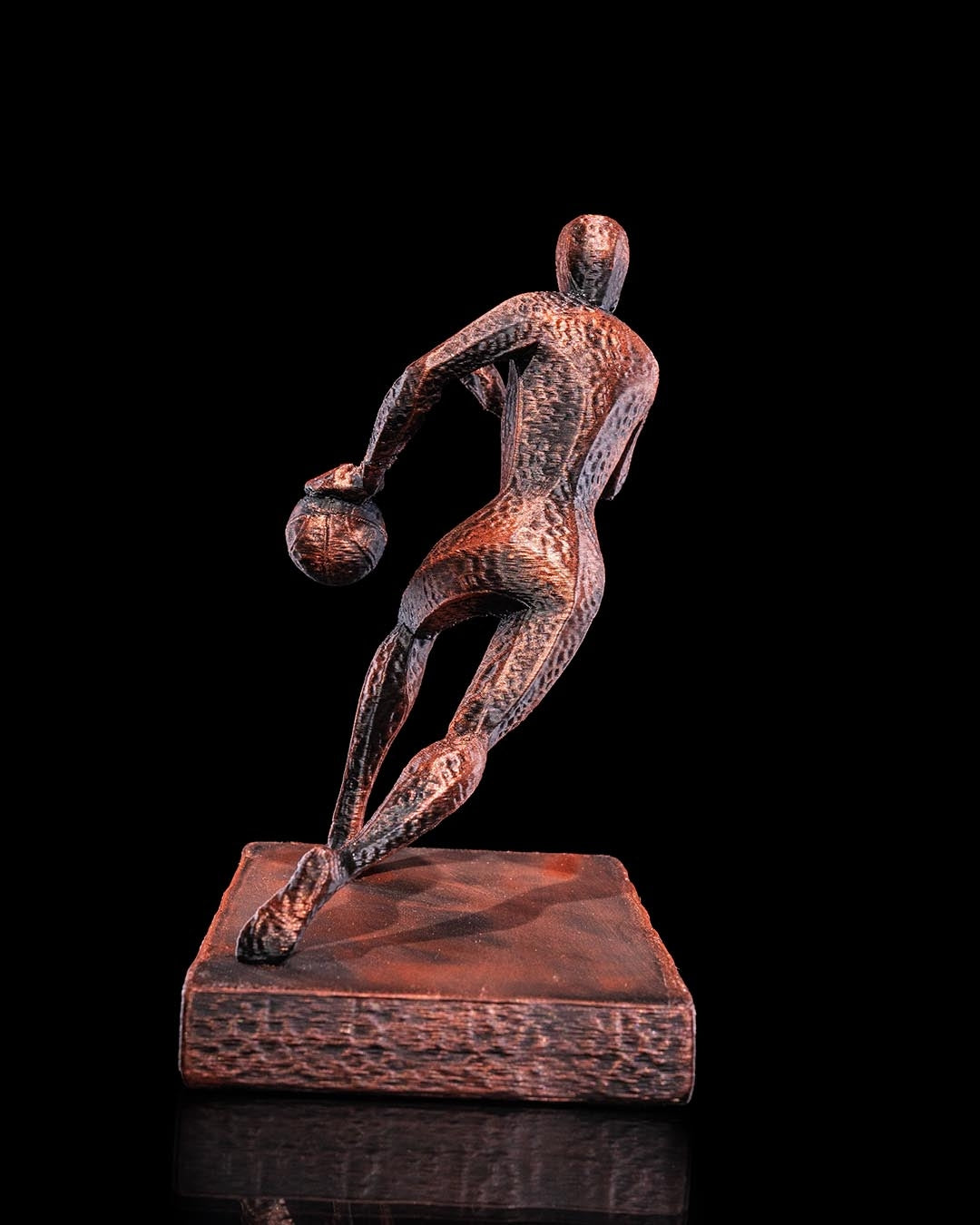 Athletische Olympische Basketballspieler Dekofigur 20CM GROSS
