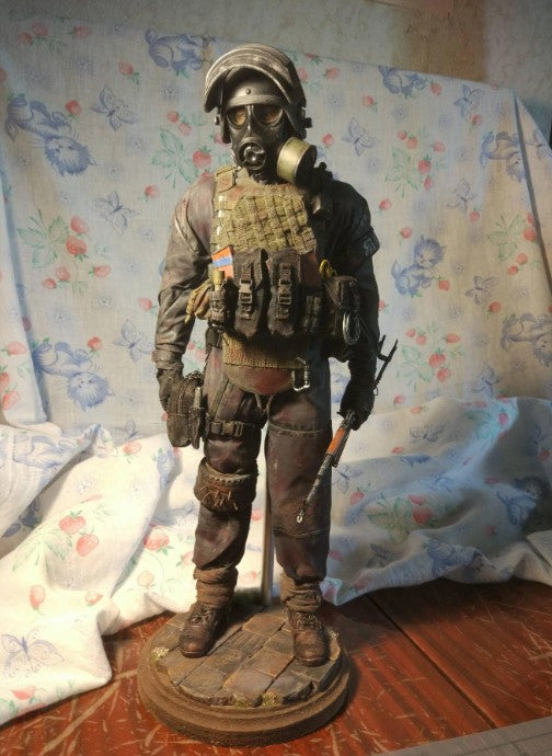 Metro 2033 Artyom Shadow Warrior 25 CM Bemalte Figur