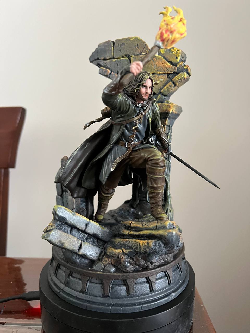 Aragorn auf dem Pfad der Toten Der Herr der Ringe Lotr 20 cm bemalte Figur (Groß)
