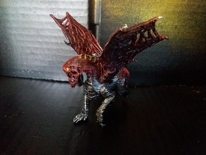 Vaal Hazak Bemalte Figur 10 cm