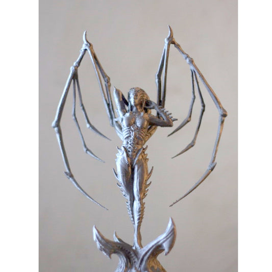 Kerrigan Bıçakların Kraliçesi Starcraft Dev Boy