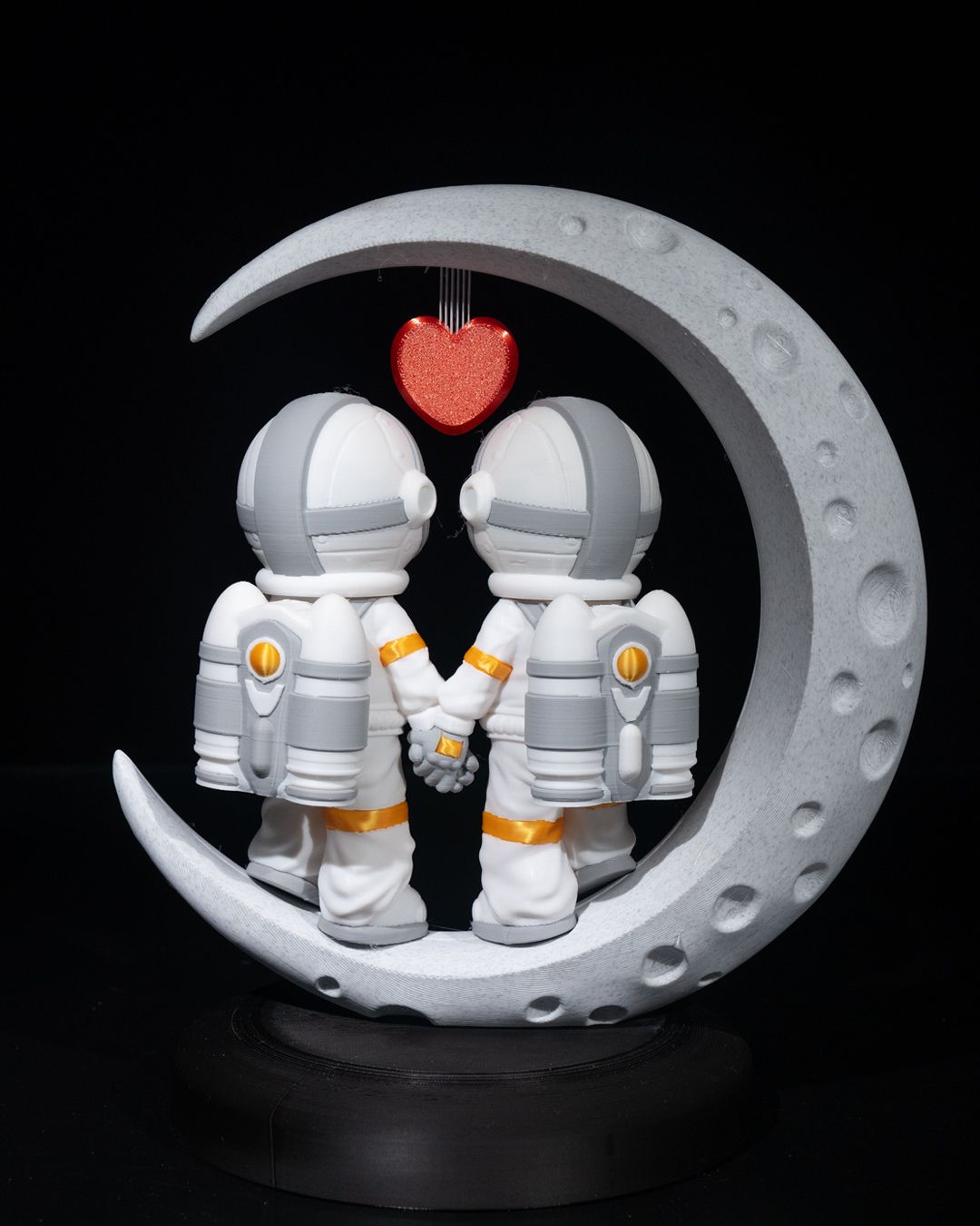 Schreibtischdekoration mit Astronauten- und Mondmotiv