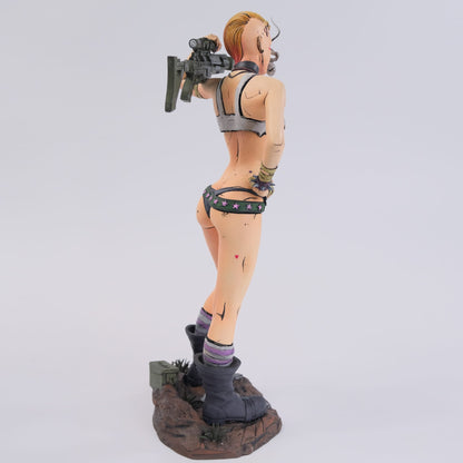 Wild Girl Panzer Figur Bemalt 20 Cm