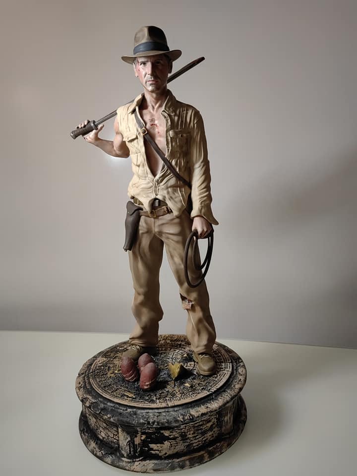 Indiana Jones Königreich des Kristallschädels Bemalte Figur 25 CM