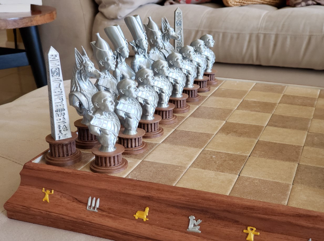 Antikes Ägyptisches Schachfiguren-Set