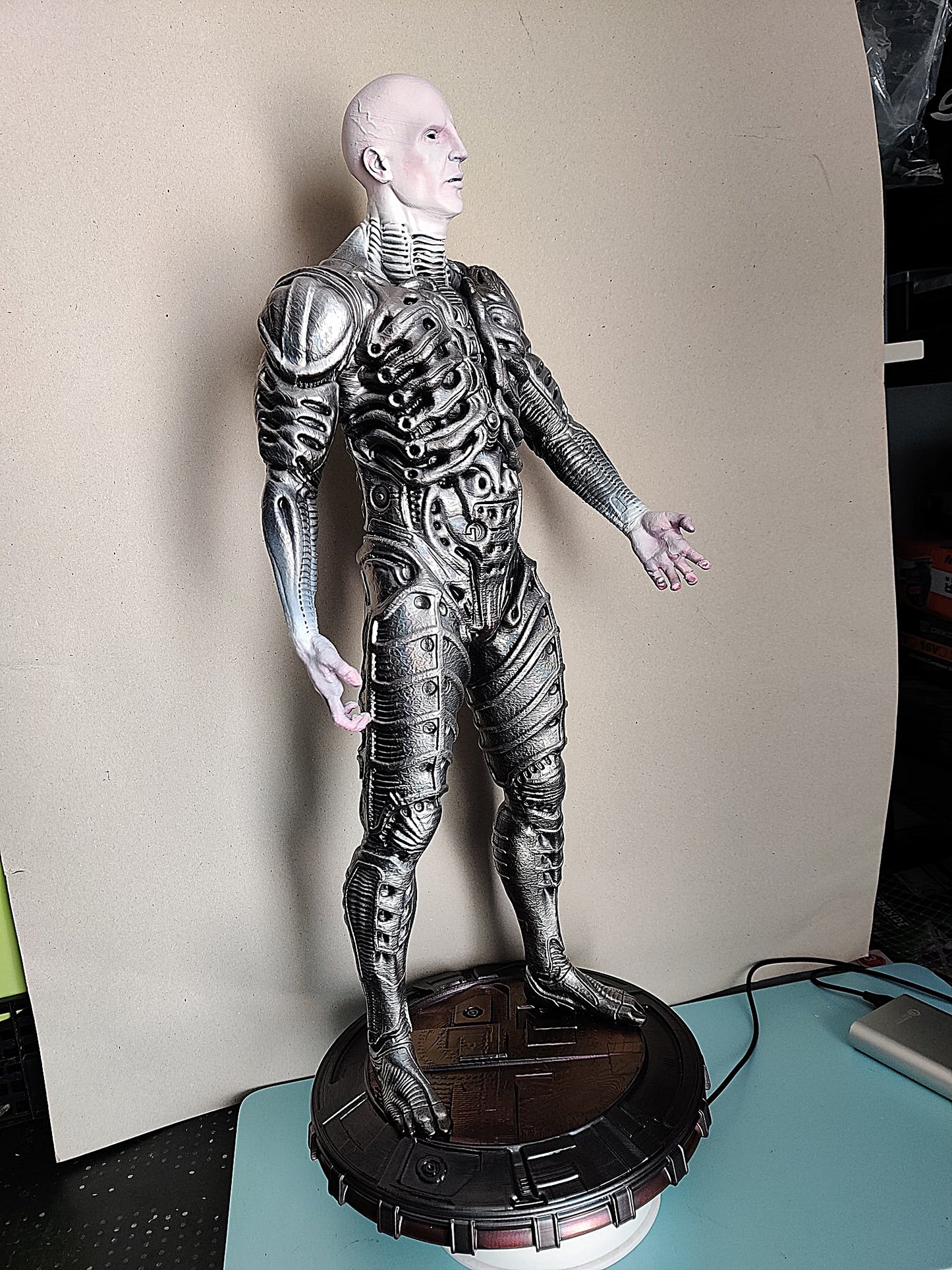 Prometheus Erwacht Bemalte Figur 25 cm (Groß)