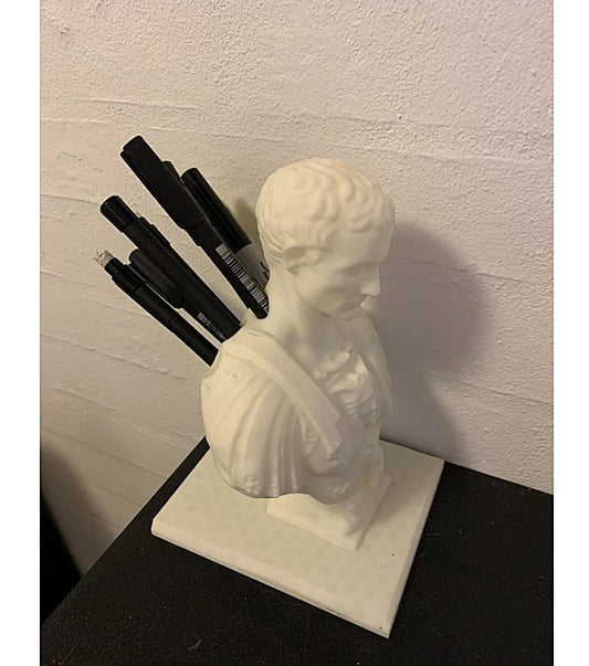 Julius Caesar Pen Holder 13 cm