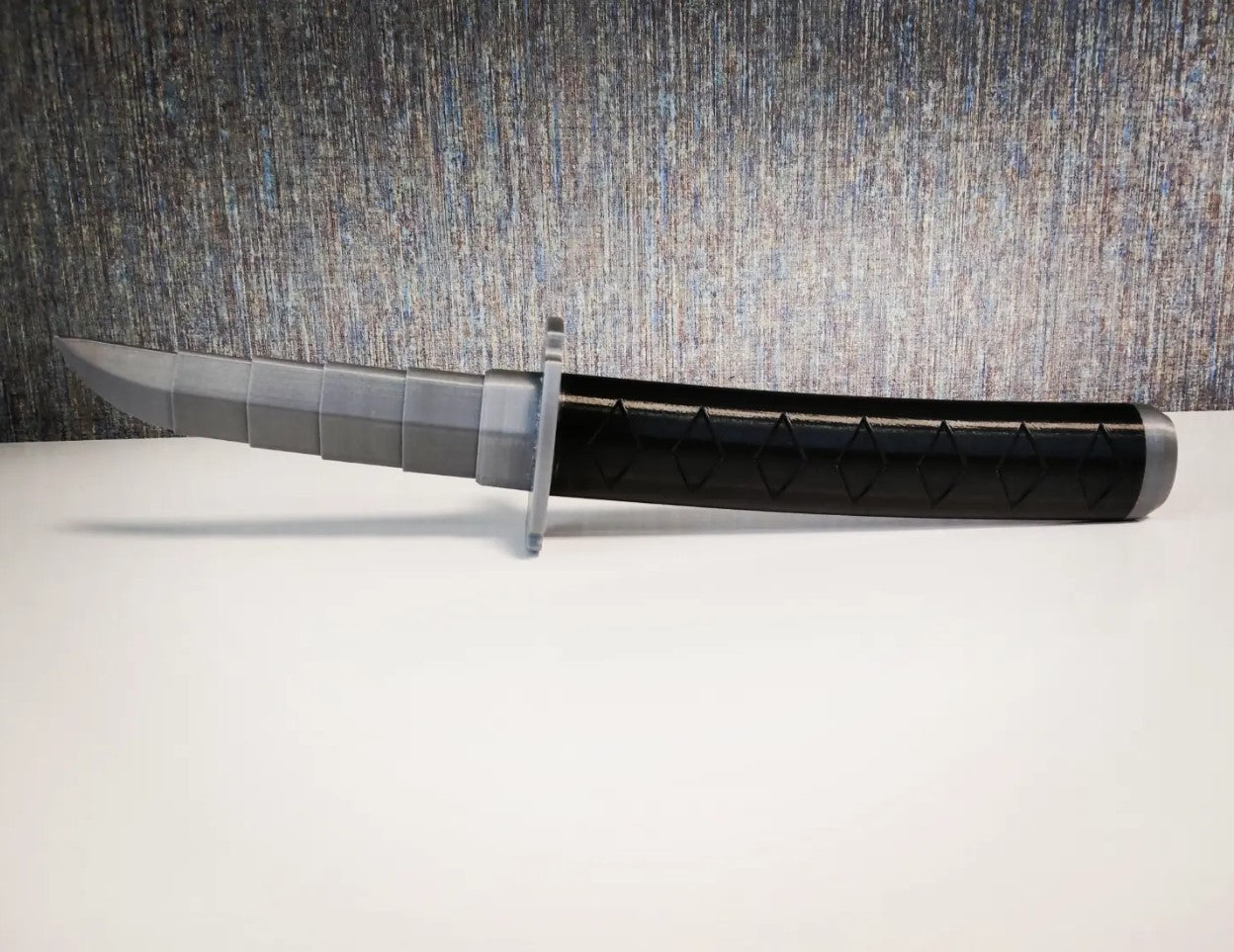 Japanisches Katana-Schwert, aufklappbar und beweglich