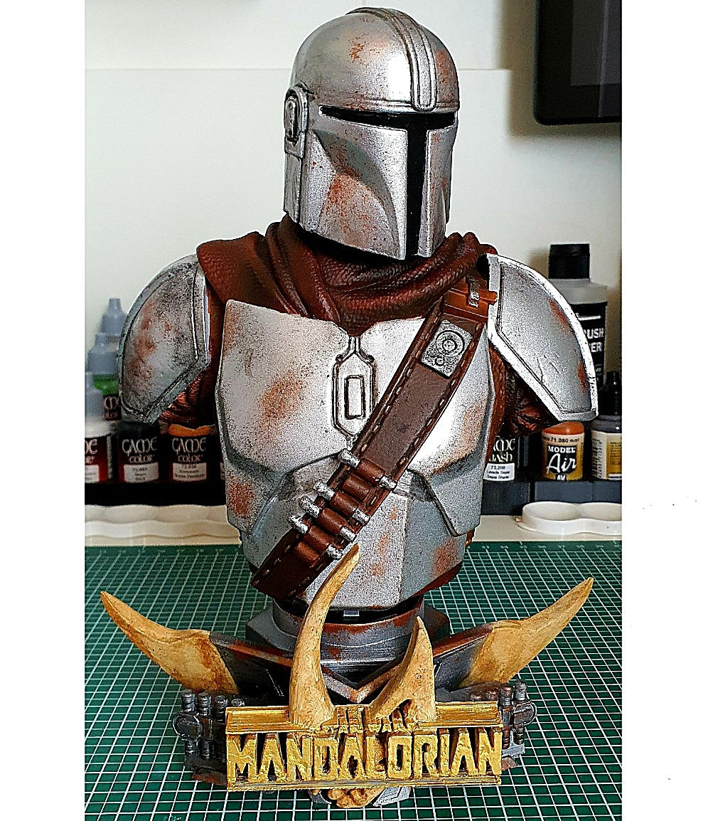 The Mandalorian Coole Pose Bemalte Büste 12 cm