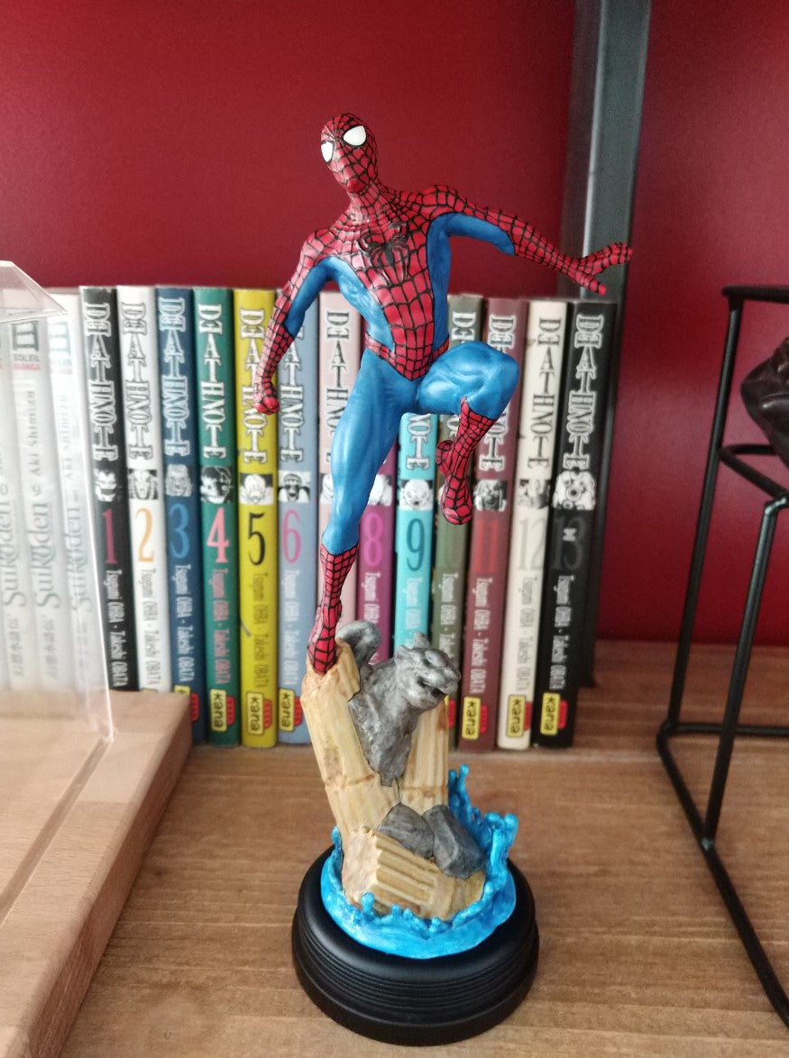 Spiderman Bemalte Figur 20 Cm (Groß)