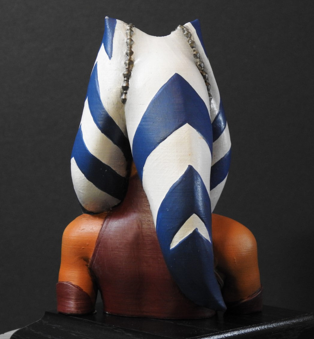 Ahsoka Tano Bemalte Büste 12 cm