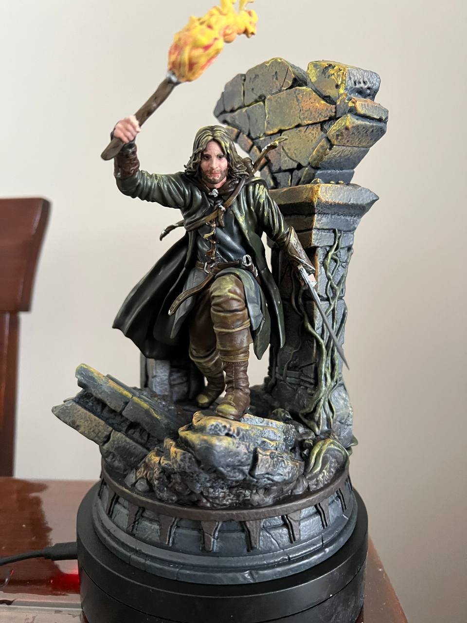 Aragorn auf dem Pfad der Toten Der Herr der Ringe Lotr 20 cm bemalte Figur (Groß)