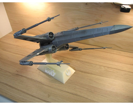 X Wing T65 Uzay Gemisi Star Wars (Dev Boy)