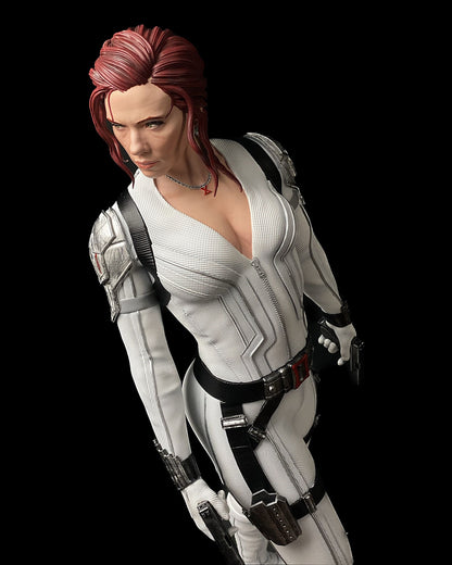 Black Widow Natasha Scarlett Johansson Bemalte Figur 40 Cm (Giga Boy)