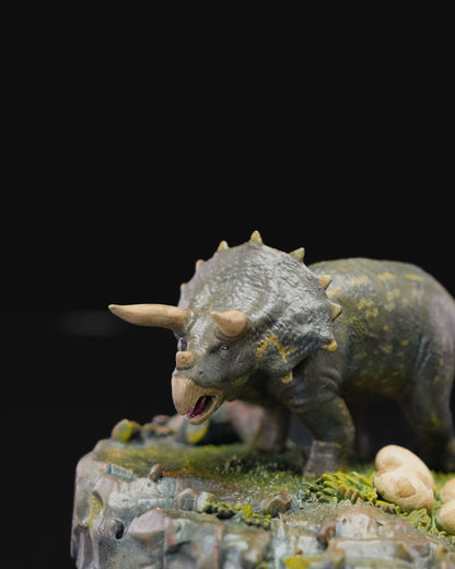 Jurassic Park Triceratops Dinosaurier Figur Objekt 25CM Groß