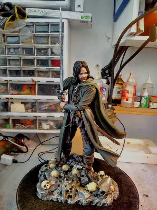 Aragorn Savaşıyor Boyalı Figür