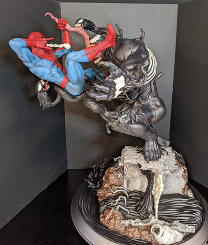 Venom vs. Spider-Man Erzfeind Figur 20 cm (Groß)