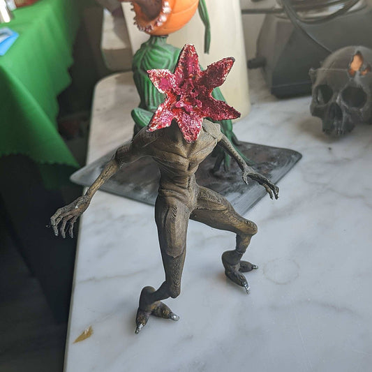 Demogorgon Boyalı Figür 20 cm Büyük Boy