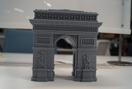 France Arc de Triomphe Miniature Figurine 20 cm