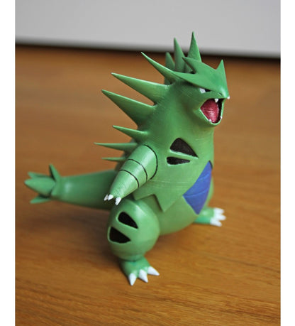 Pokémon Tyranitar bemalte Figur 15 cm