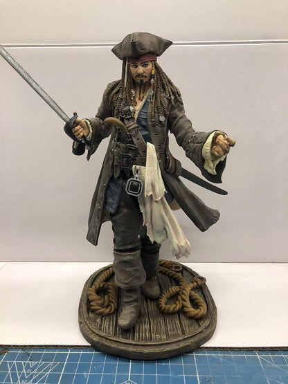 Kapitän Jack Sparrow Fluch der Karibik Bemalte Figur 23 Cm (Große Größe)