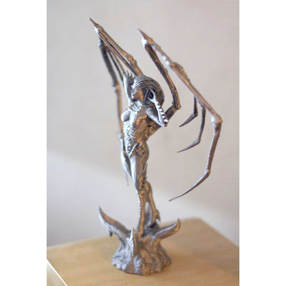 Kerrigan Königin der Klingen Starcraft Riesenfigur