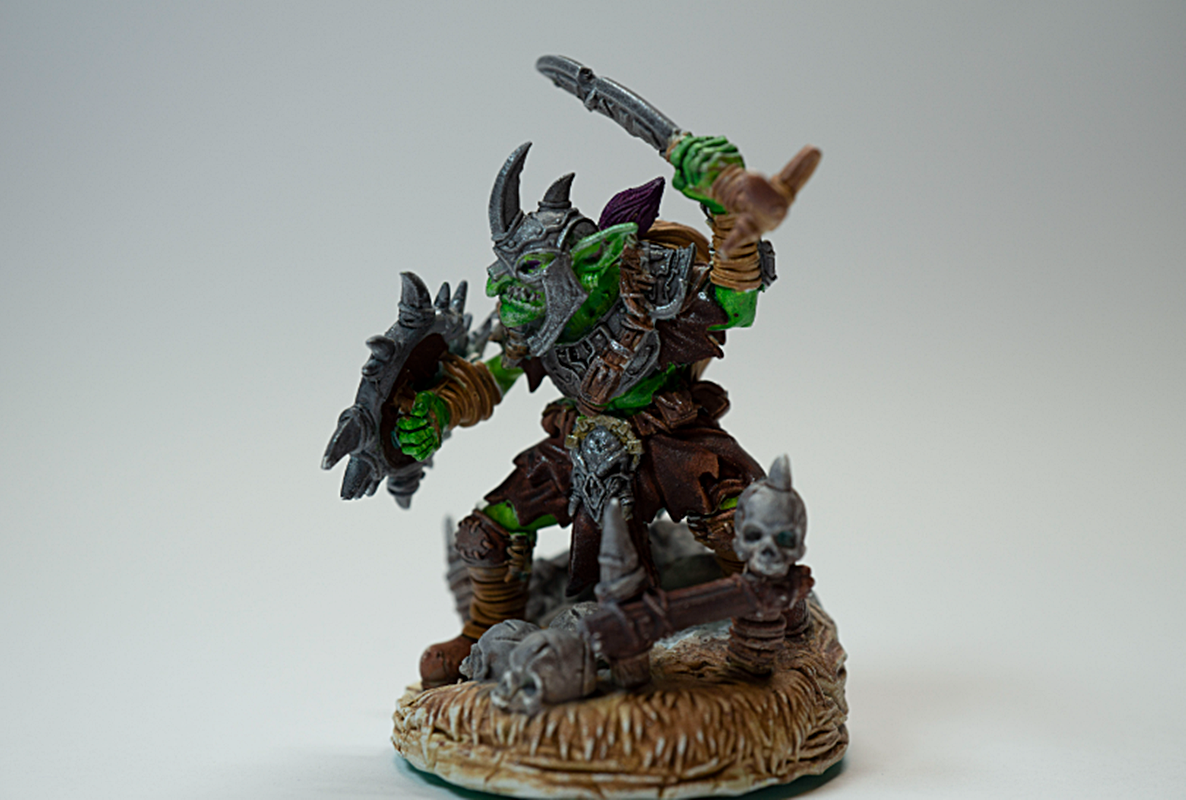 Legend Of Keepers Goblin Bemalte Figur 17 cm