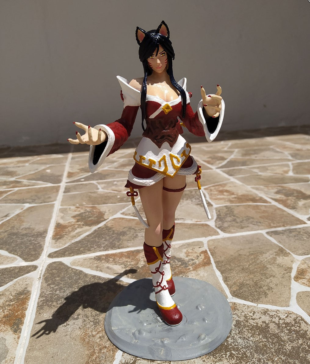 Ahri Bemalte Figur 20 cm