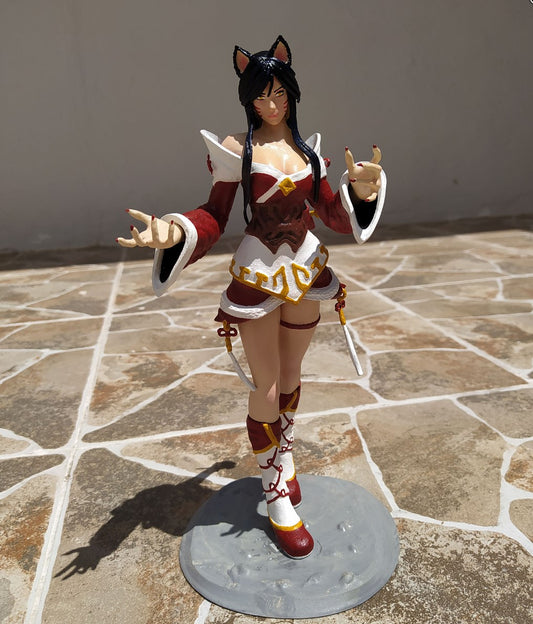 Ahri Boyalı Figür 20 cm