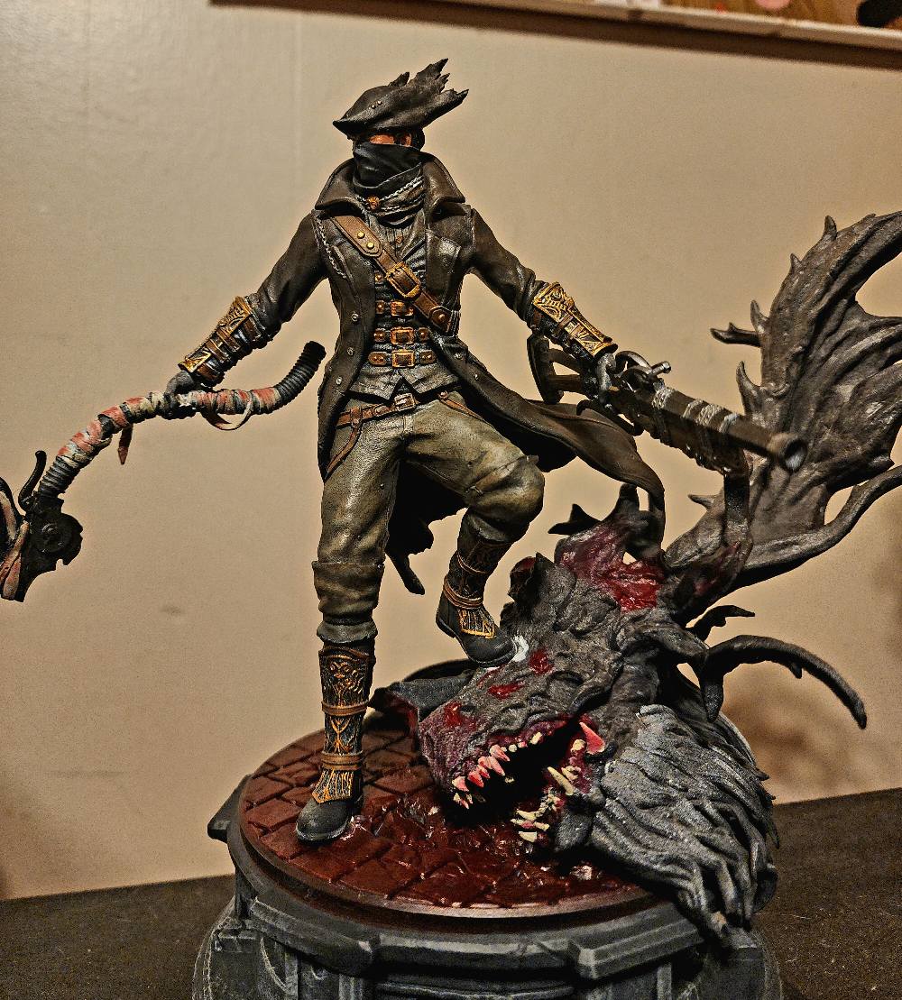 Bloodborne Gemetzel Bemalte Figur 25 CM