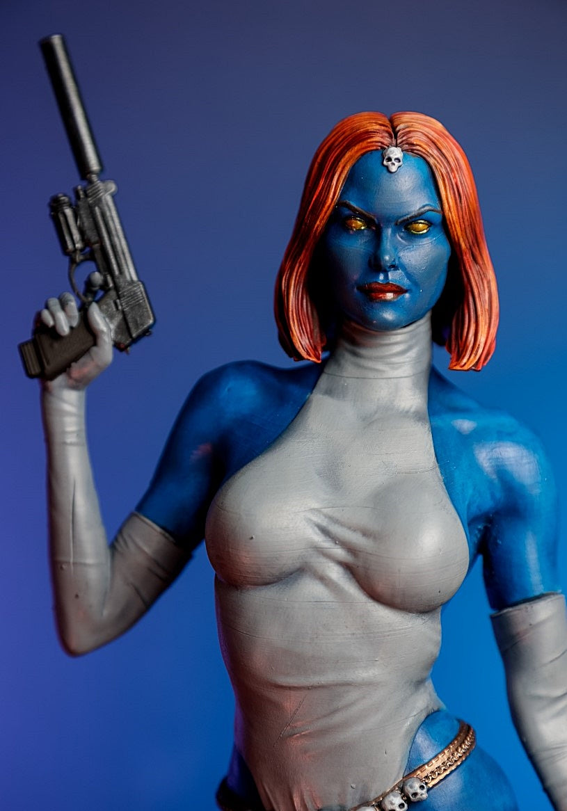 Mystique X-Men Doppelpistolen Lackierte Figur 25 cm (Riesenformat)