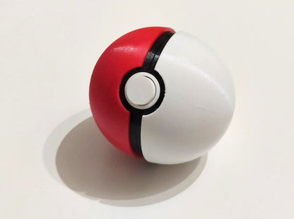 Pokémon Pokéball Aufklappbares Überraschungsspielzeug