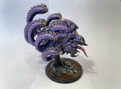 Beholder Bemalte Figur 20 cm